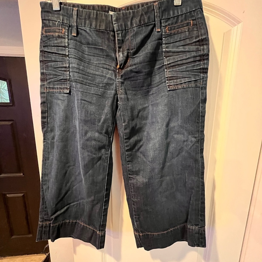 Women's Blue Capri Jeans